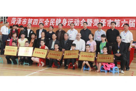 點(diǎn)擊查看詳細(xì)信息<br>標(biāo)題：賽事倩影 閱讀次數(shù)：1894